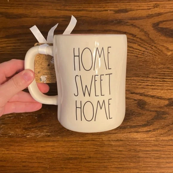 Rae Dunn Snoopy Mug - Picture 2 of 7